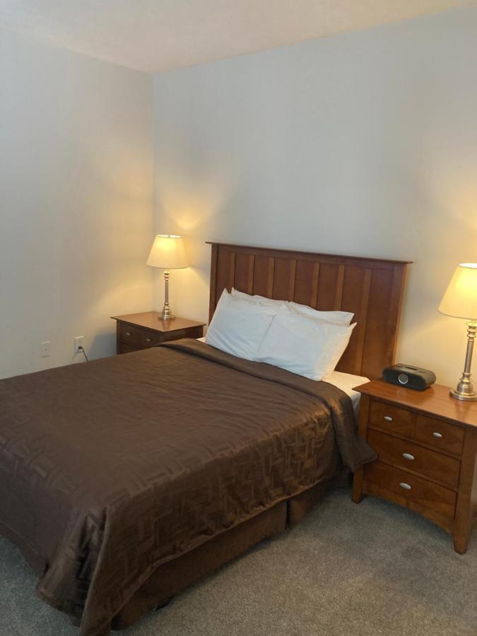 Home Street At Bracken House Pittsburgh Extérieur photo
